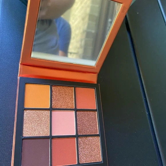 Huda Beauty Obsessions Topaz Palette - Picture 2 of 11